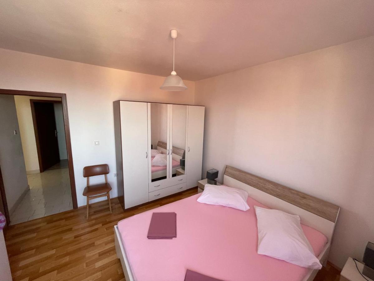 Apartment Marina 말리로시니 외부 사진